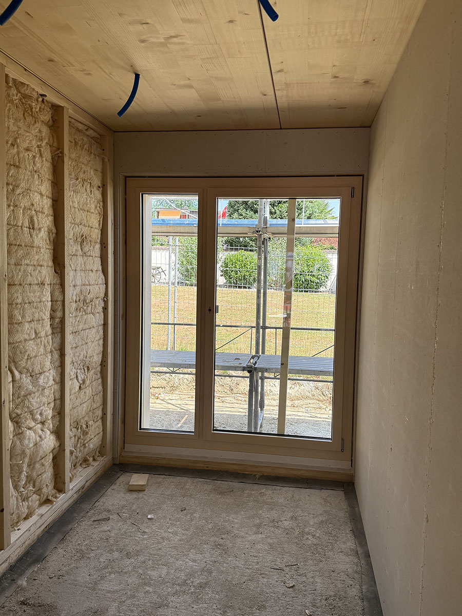Individuell gefertigtes Fensterformat im Neubau eines Einfamilienhauses in Arbon
